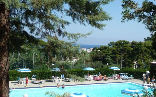 Camping Villaggio Internazionale San Menaio