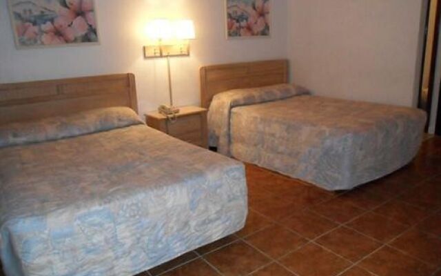Red Carpet Inn Select