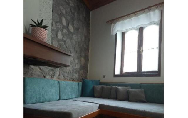 Potamolithos Suites