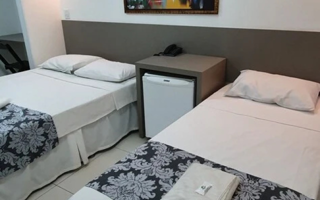 Hotel Hellyu's
