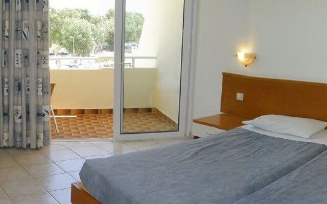 Relax Hotel