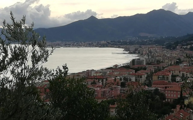 Al mare con vista codice CITRA 009049-LT-0787