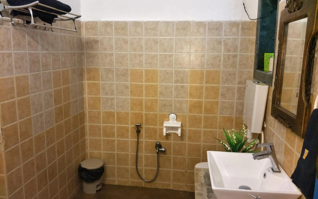 Aqua Arina Holiday Farm House