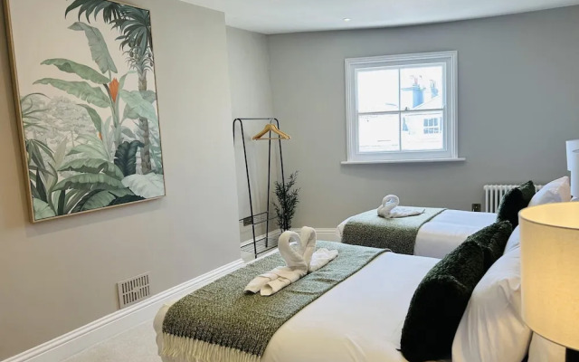 Hove Alone 5 Top Floor By My Getaways