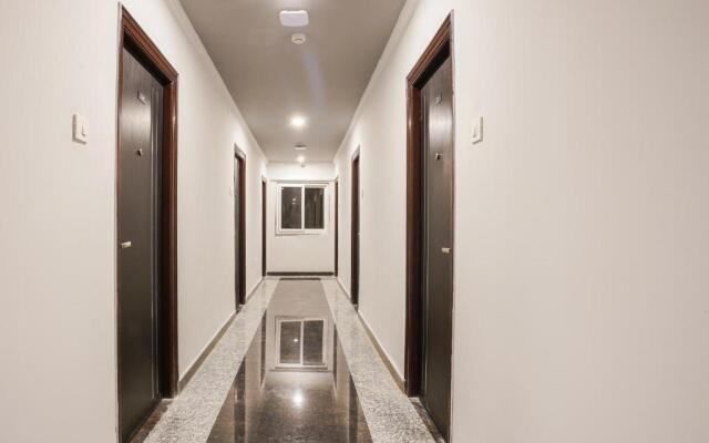 Collection O 42514 Banjara Hills