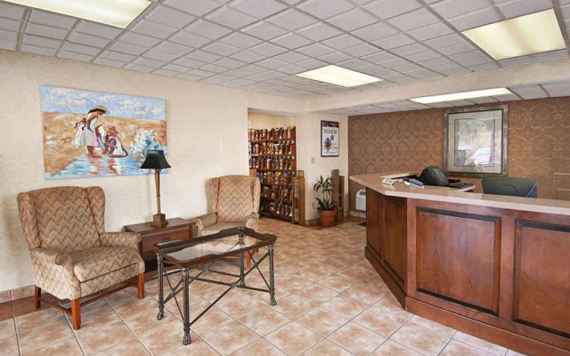 Days Inn Myrtle Beach-Beach Front