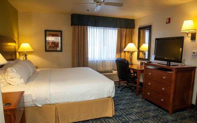 Holiday Inn Express Airport - Tucson, an IHG Hotel