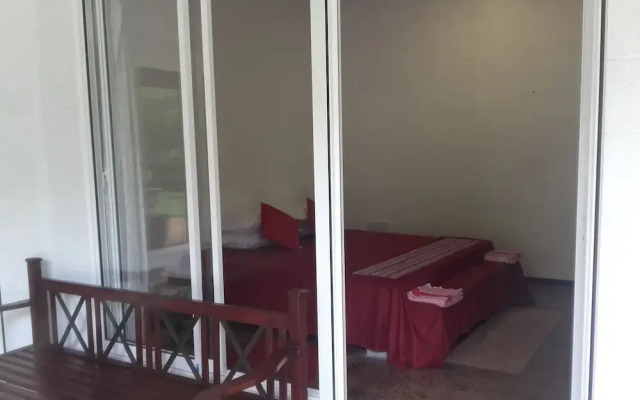 Graten Tea Garden Holiday Bungalow