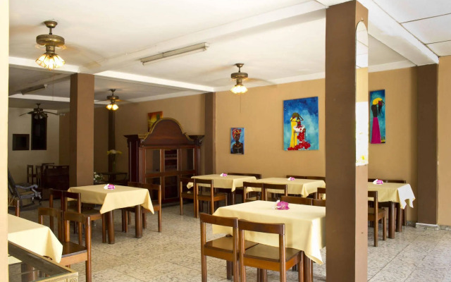 Hotel Manantiales El Salvador