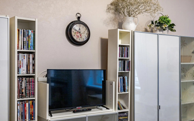 Smart Host на бульваре Страстной