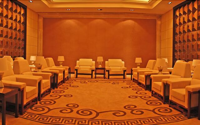 Sinkal Crown Hotel