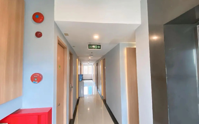 Studio One Hotel