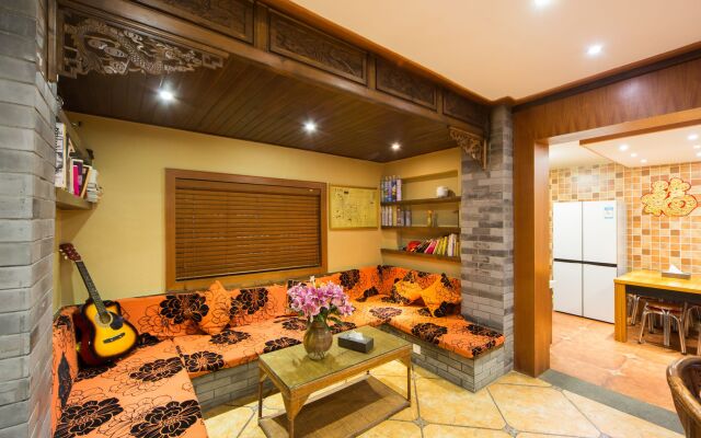 Lijiang He Mu Ju Family Inn