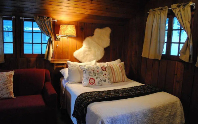 Rundle Chalets