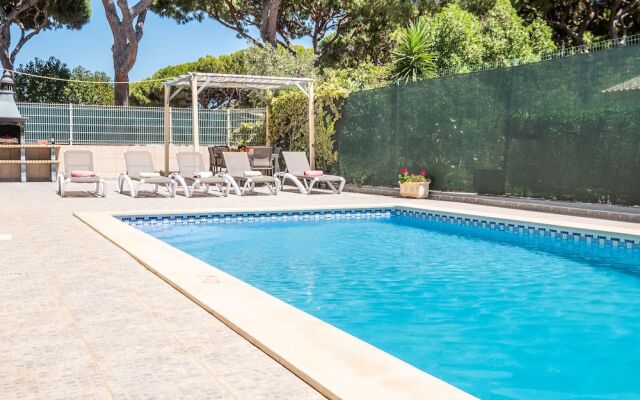 Villa Caly