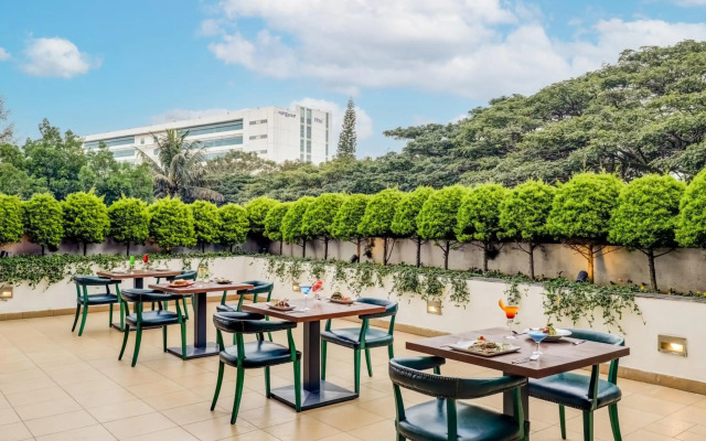 Lemon Tree Hotel, Electronics City - Bengaluru