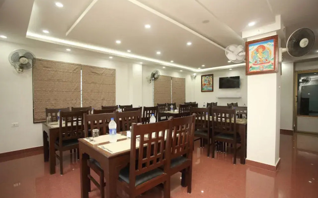 OYO 525 Hotel Aloka Inn