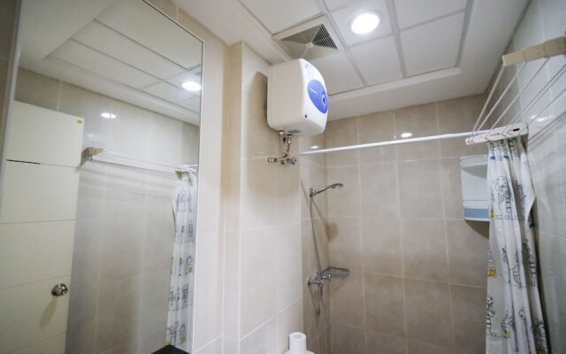 Best Location And Tidy 2Br Apartment At Trillium Residence