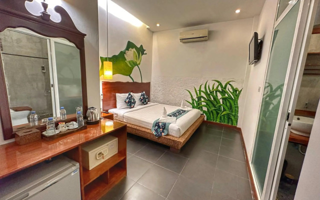 Monsoon Boutique Hotel