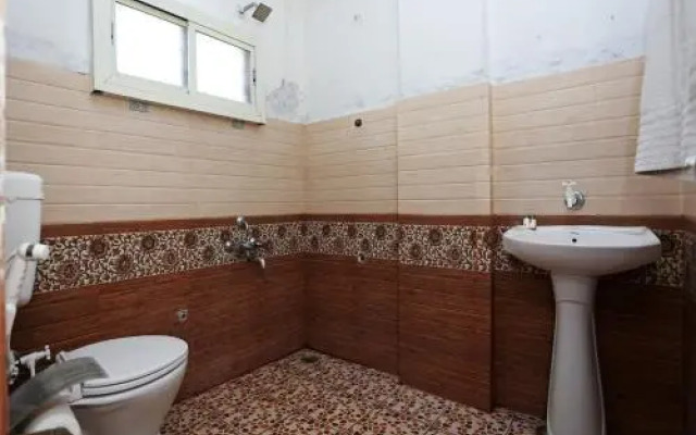 Hotel Maharaja by OYO Rooms
