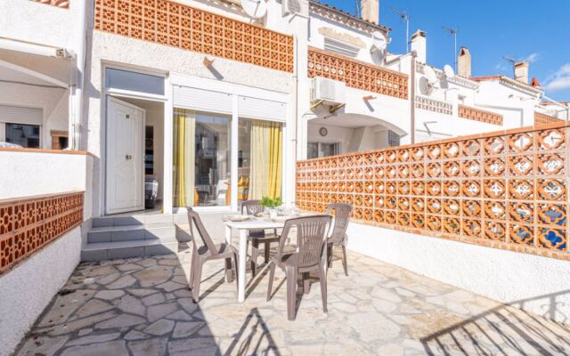 House Byblos Empuriabrava