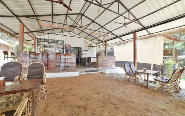 OYO 27964 Diva Bungalows