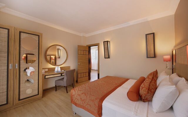 Quattro Beach Spa & Resort Hotel