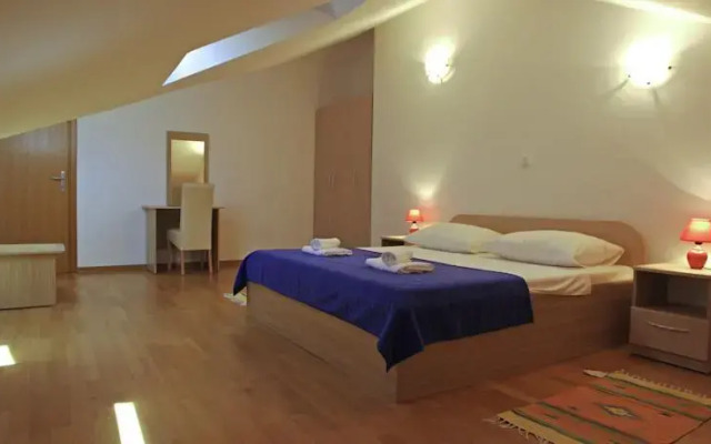 Villa Dalmatia Apartments