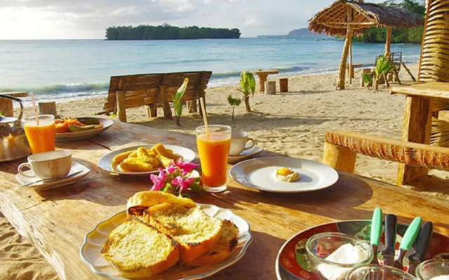 Port Olry Beach Bungalow