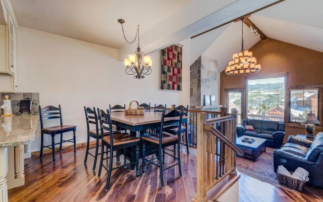 Bear Trail Luxury 5 Bedroom Townhouse