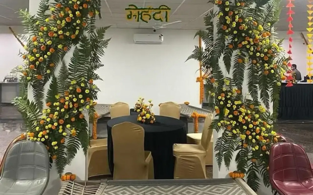 Posh Garden Inn
