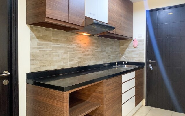 Warm And Homey 1Br At Belmont Residence Puri Apartment