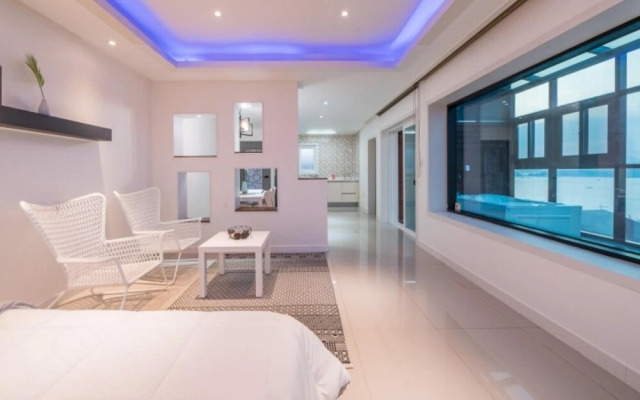Geojedo Sea and Pool Villa
