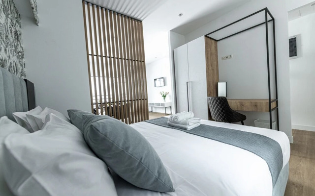 Phaedrus Living Deluxe Kriel Suites 102