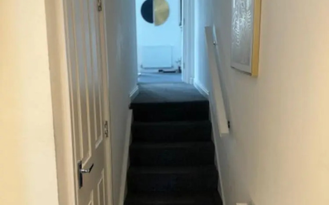 Lewisham Apartment Escape