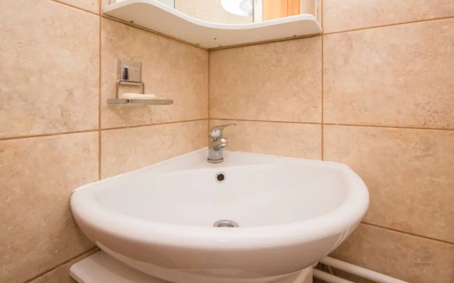 Guesthouse on 1 Maya