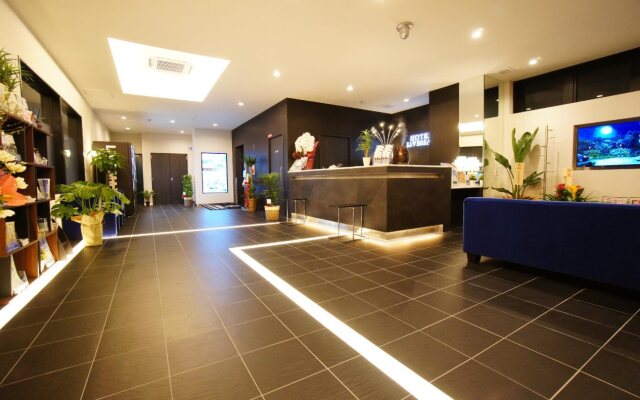 HOTEL LiVEMAX Himeji Shiyakusho Mae