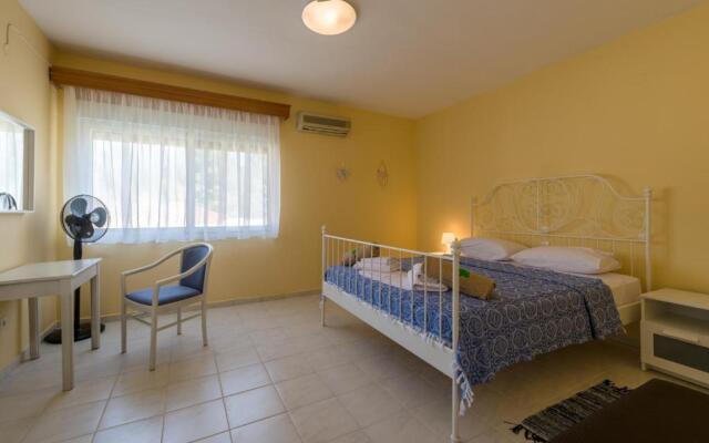 Sithonia Lodge Holiday Homes