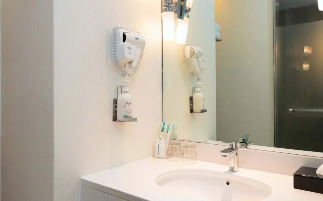 Holiday Inn Express Phuket Patong Beach Central by IHG