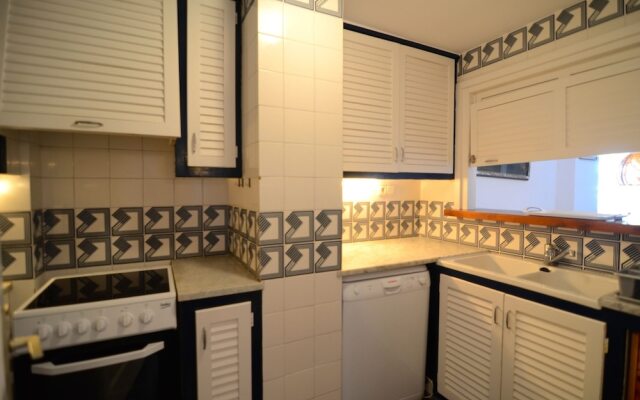 Apartamentos Passeig Del Mar