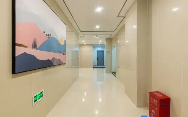 Westin Chongqing (Jinshan Temple Subway Station Lijia Smart Park)