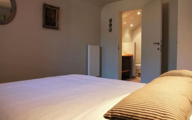 Spacious Holiday Home in Marche-en-famenne With Pool