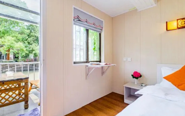 Nanzha Fuchang Bridge Family Vacation Homestay (Wuzhen Scenic Area Branch)