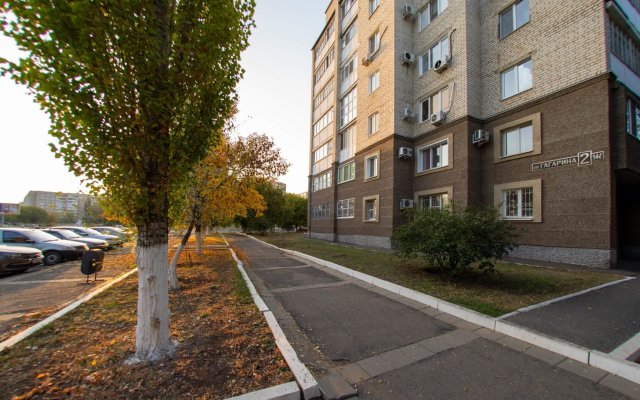 Apartments on Gagarin Avenue 2J