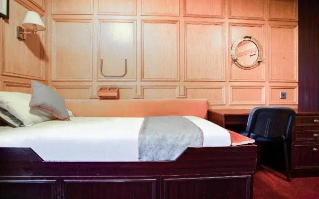 The Rowers Hotel by OYO