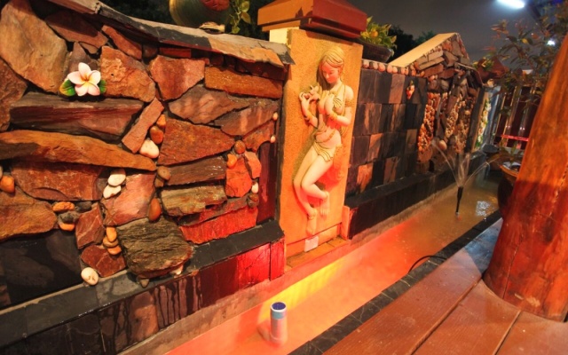 Lert Prasert House