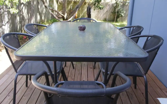 Eclectic 1 Bedroom Apartment in the Heart of Palm Beach