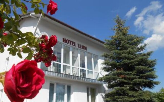 Hotel Leon