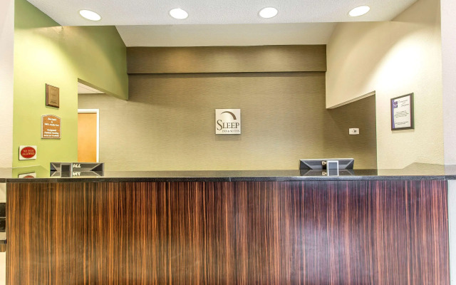 Sleep Inn & Suites