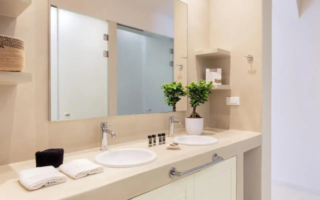 Casa Di Fiori Andros Suites